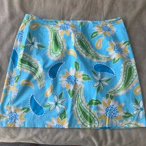 Lilly Pulitzer skirt great condition.